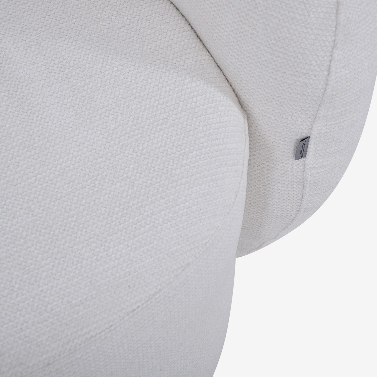SOLENE — Round Silhouette Armchair
